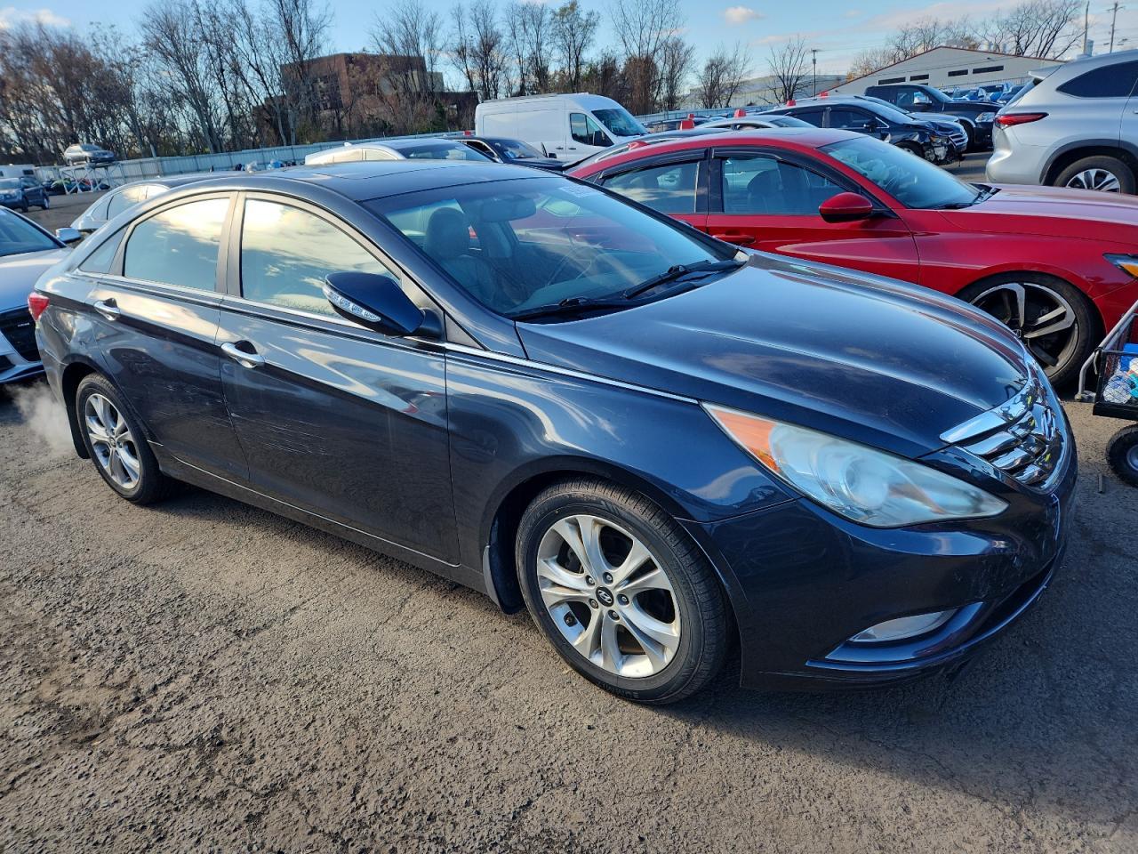 2011 HYUNDAI SONATA