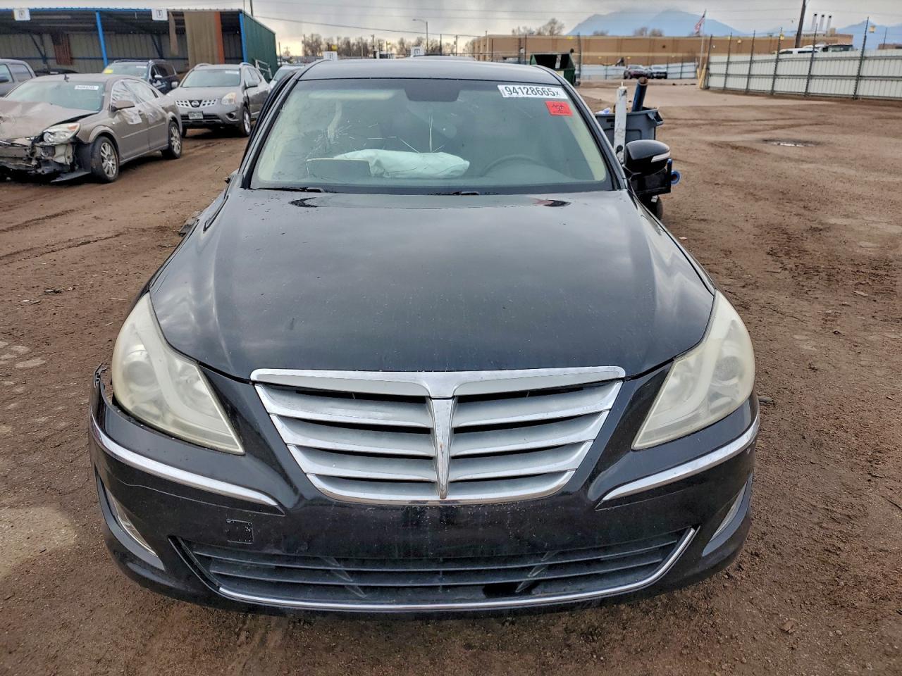2013 HYUNDAI GENESIS