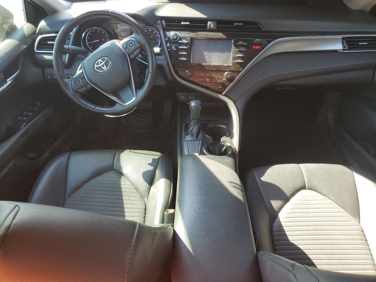 2018 TOYOTA CAMRY