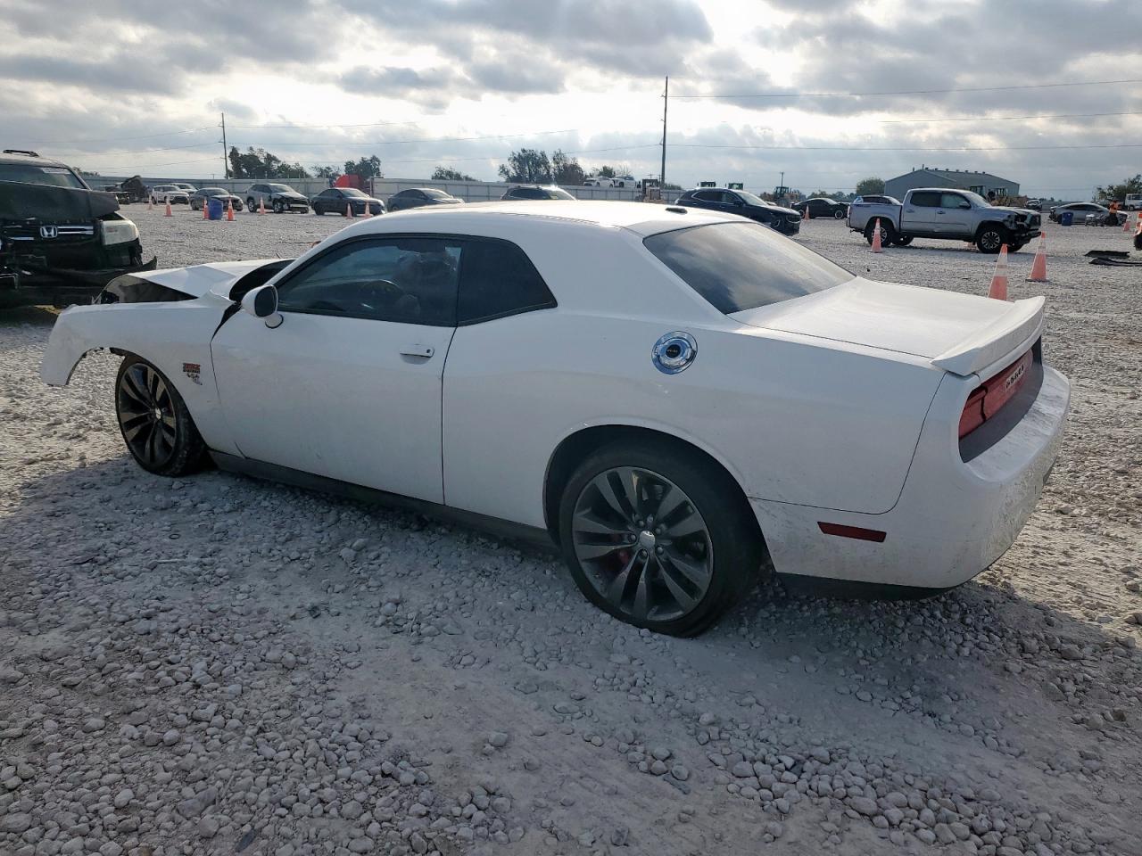 2013 DODGE Challenger