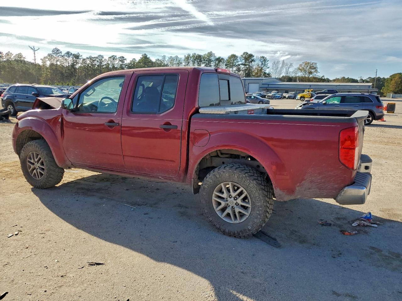 2017 NISSAN Frontier