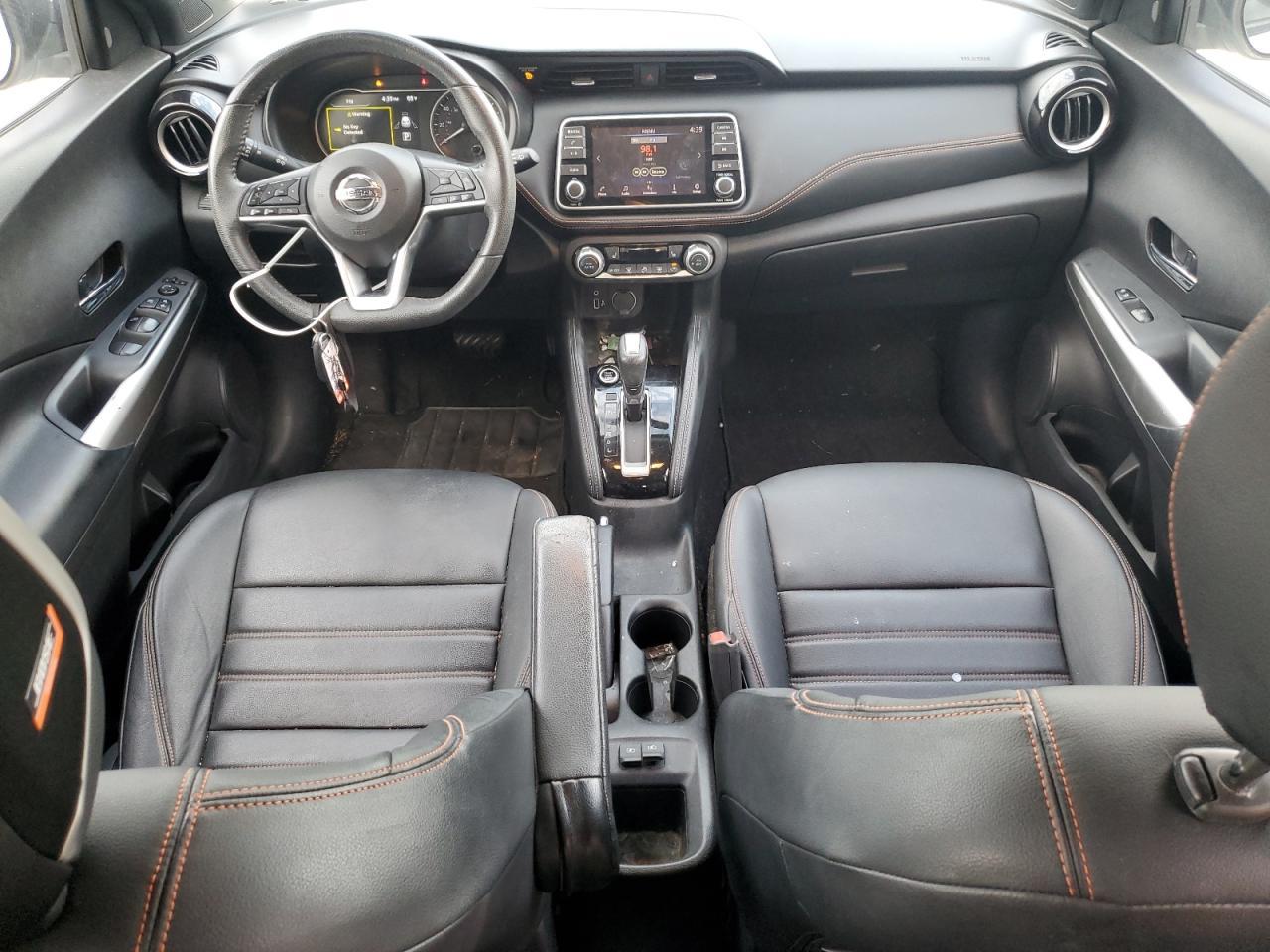 2019 NISSAN KICKS