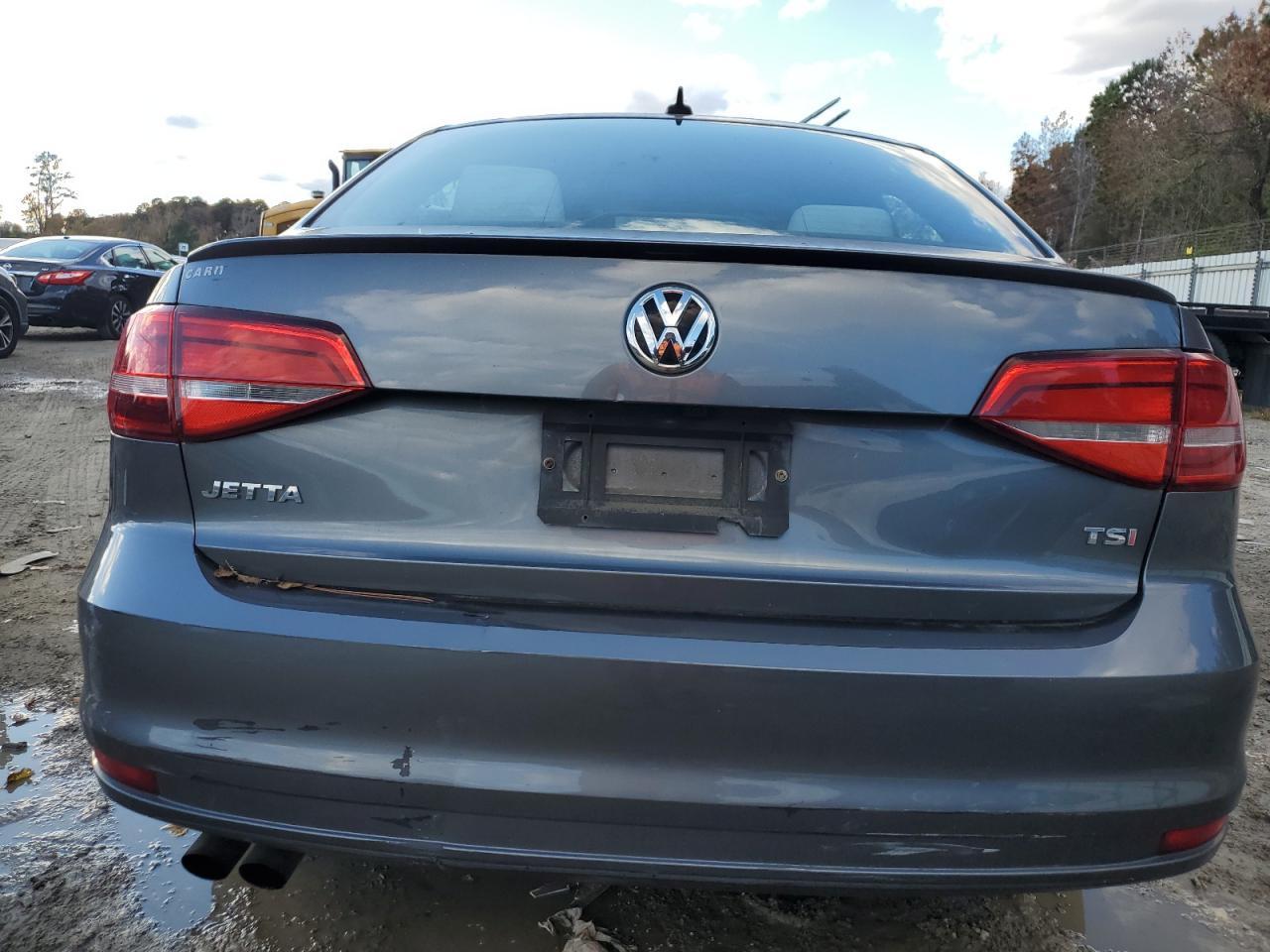 2015 VOLKSWAGEN JETTA