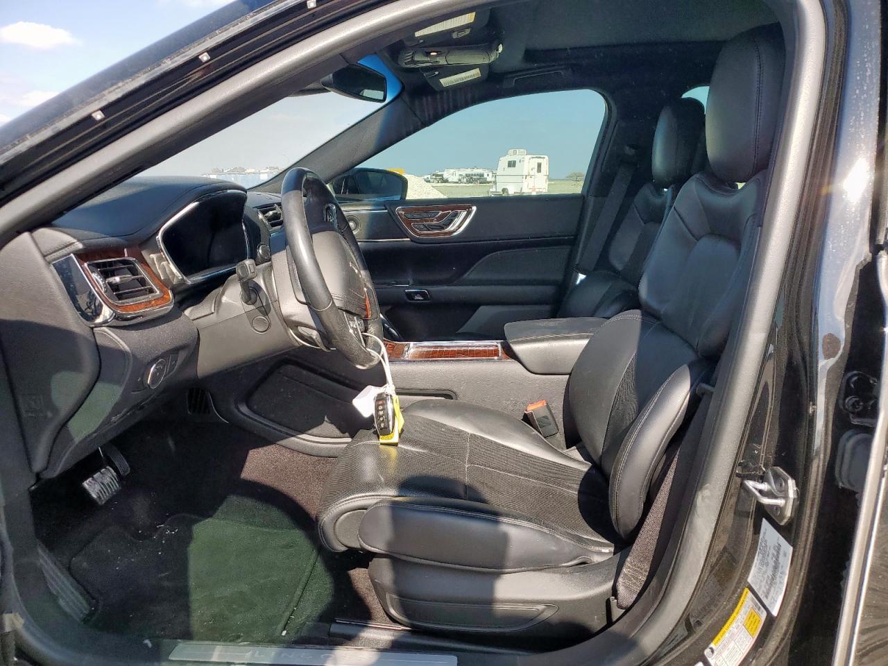 2018 LINCOLN Continental
