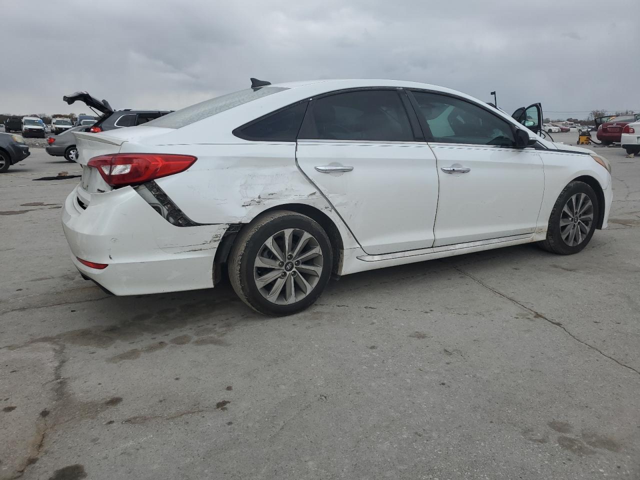 2015 HYUNDAI SONATA