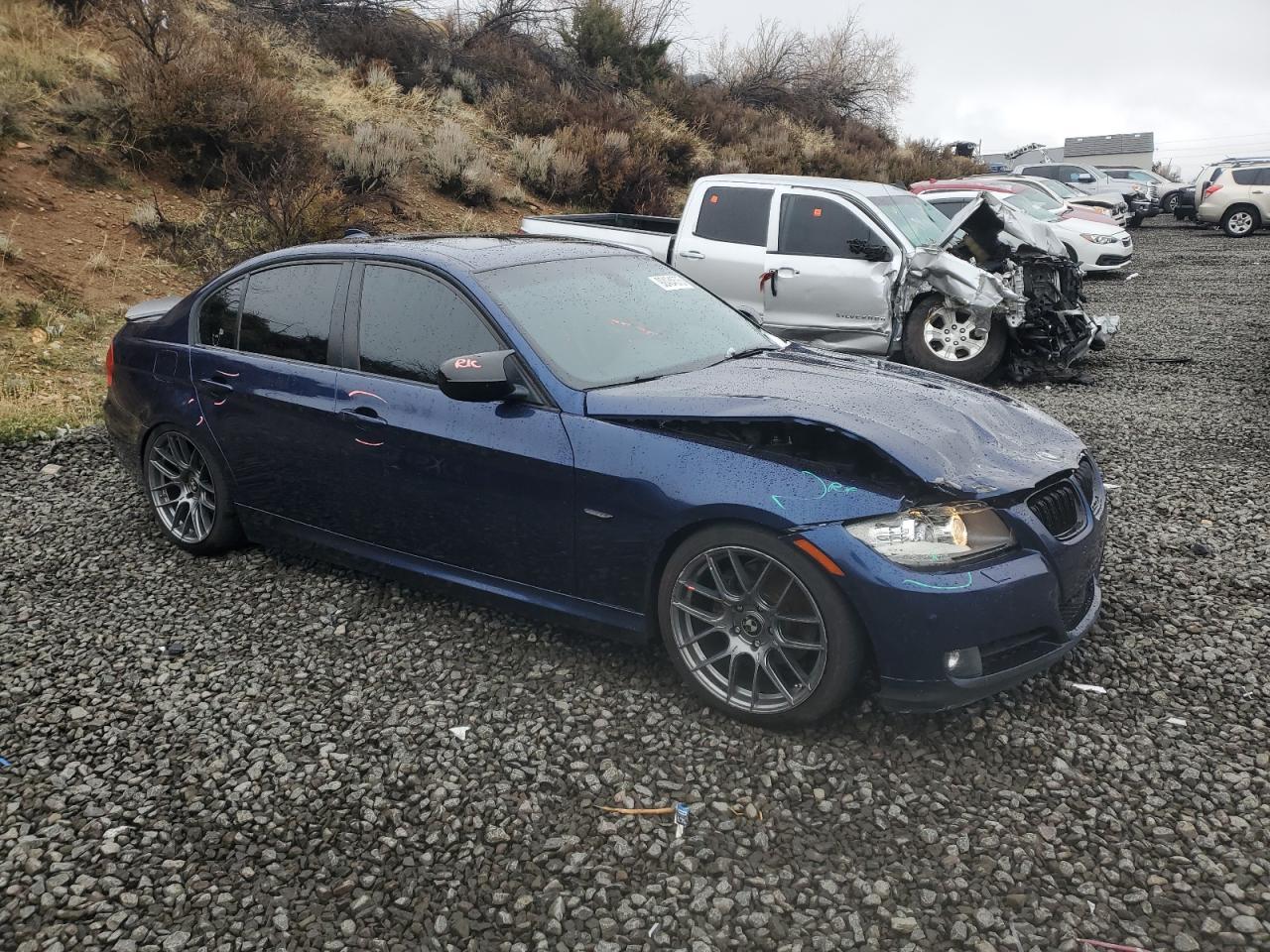 2011 BMW 3 SERIES