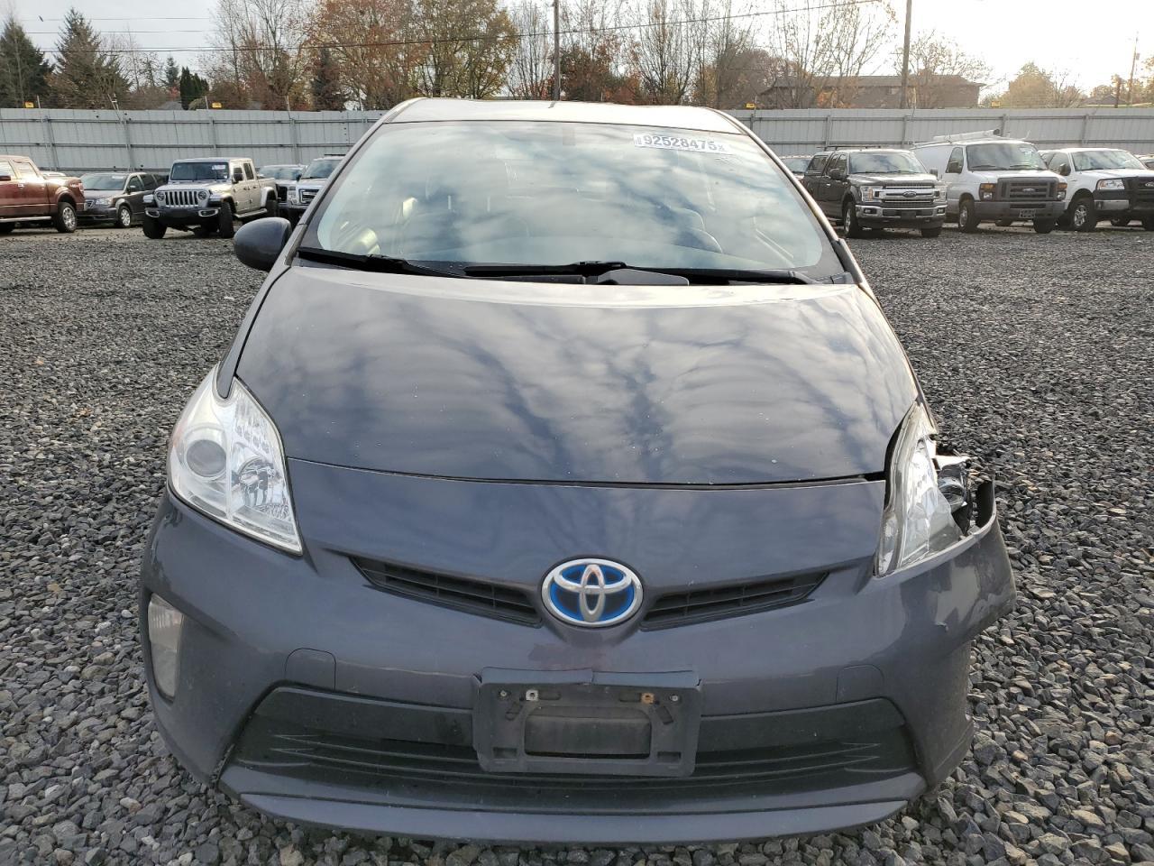 2015 TOYOTA PRIUS