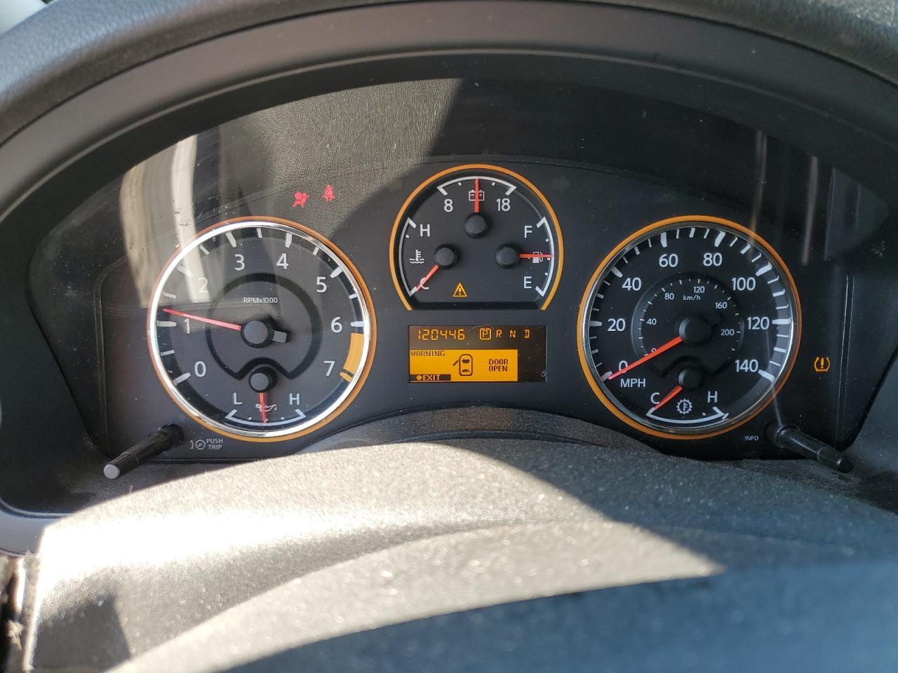 2014 NISSAN Armada