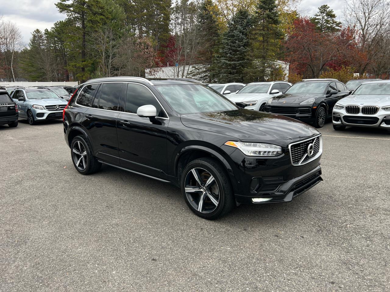 2019 VOLVO XC90