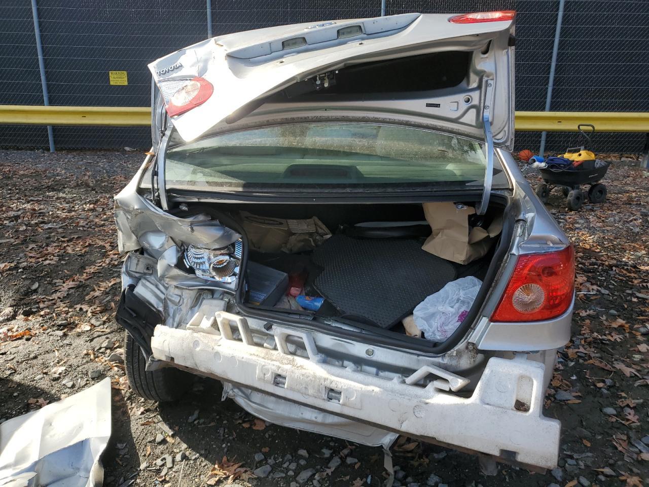 2005 TOYOTA COROLLA