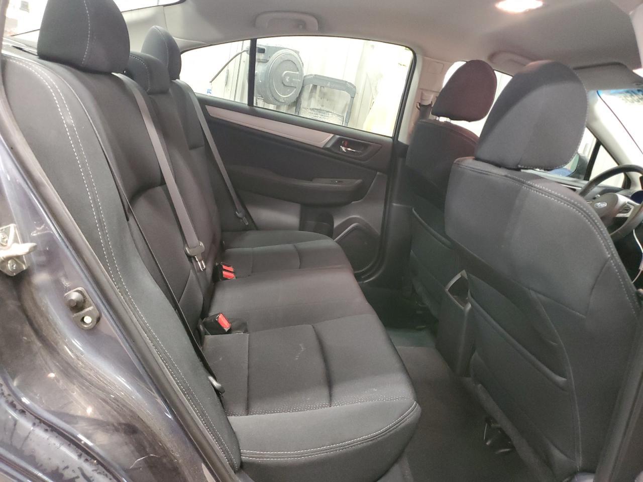 2017 SUBARU Legacy