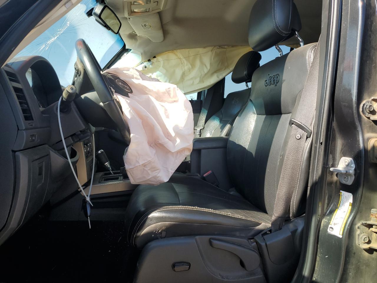 2011 JEEP Liberty