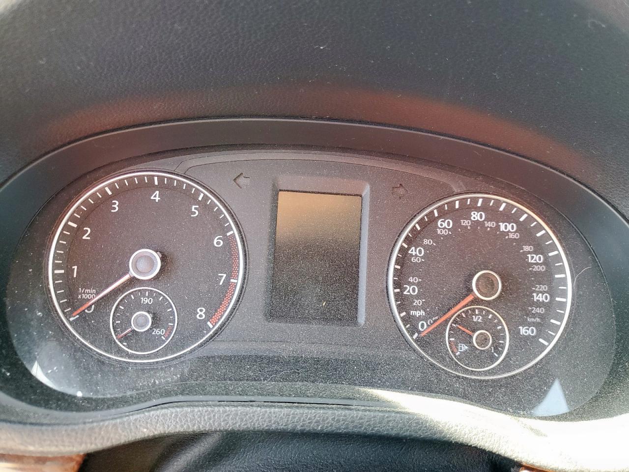 2012 VOLKSWAGEN Passat