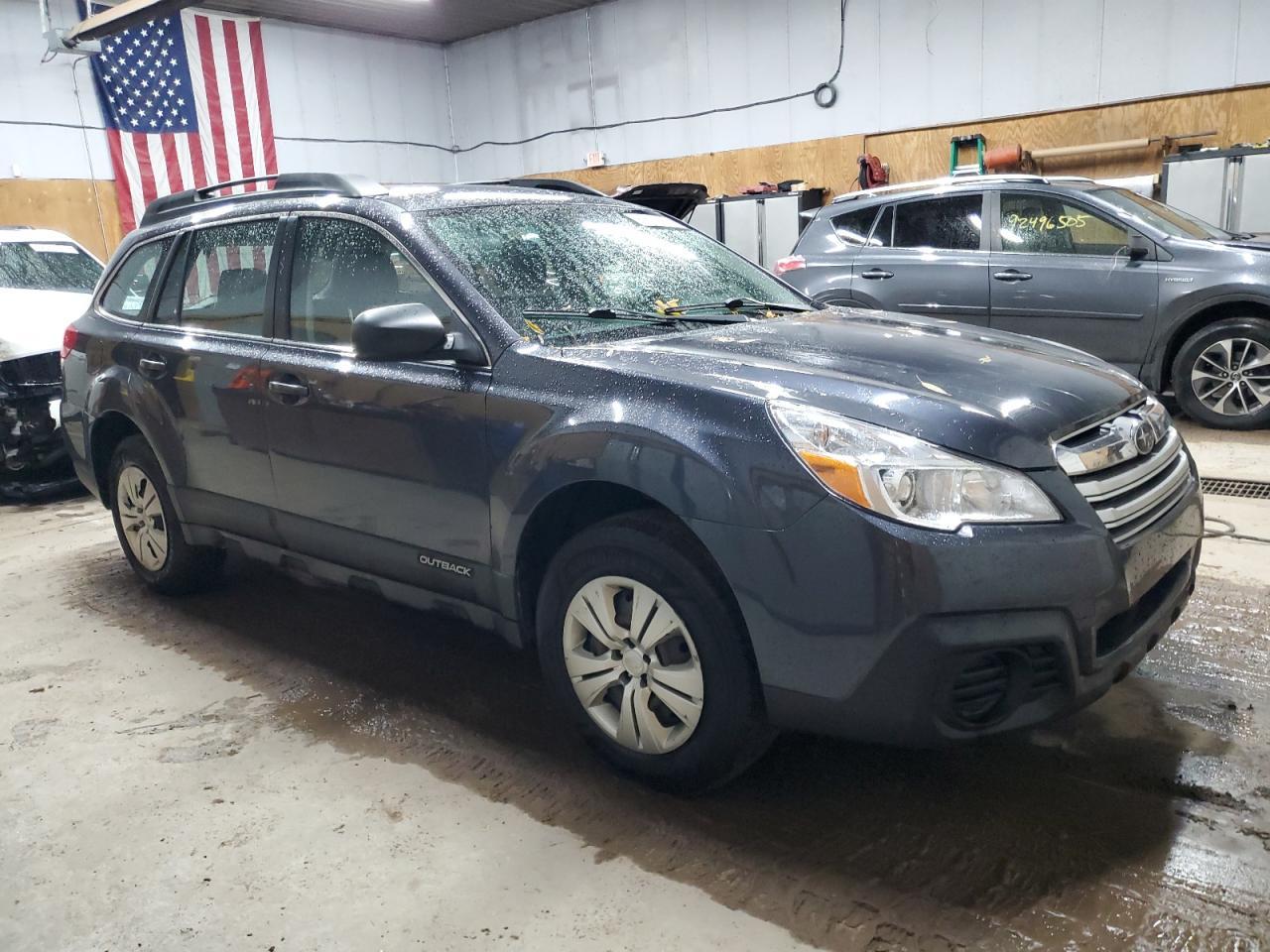 2013 SUBARU Outback