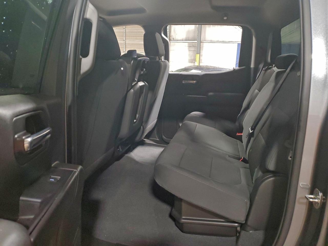 2021 CHEVROLET Silverado