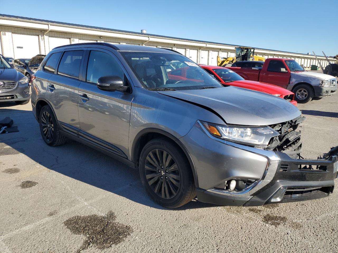 2020 MITSUBISHI outlander