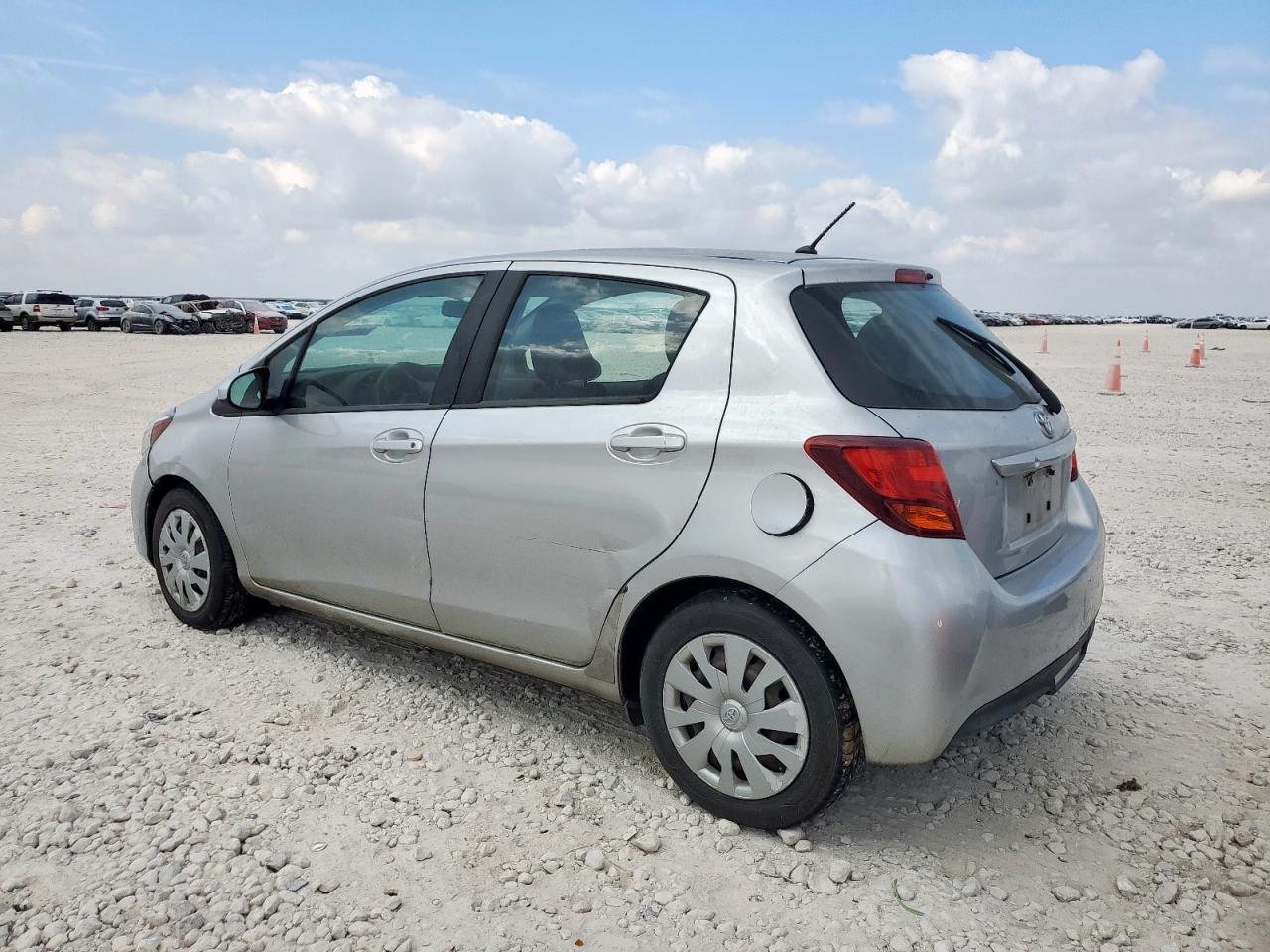 2016 TOYOTA YARIS