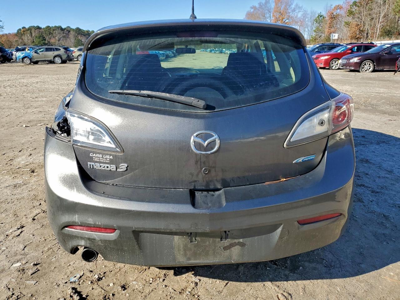 2013 MAZDA 3