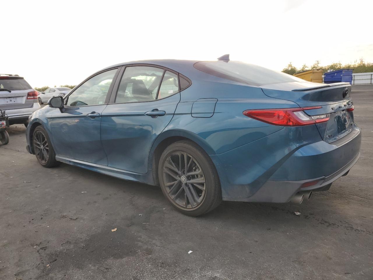 2025 TOYOTA CAMRY