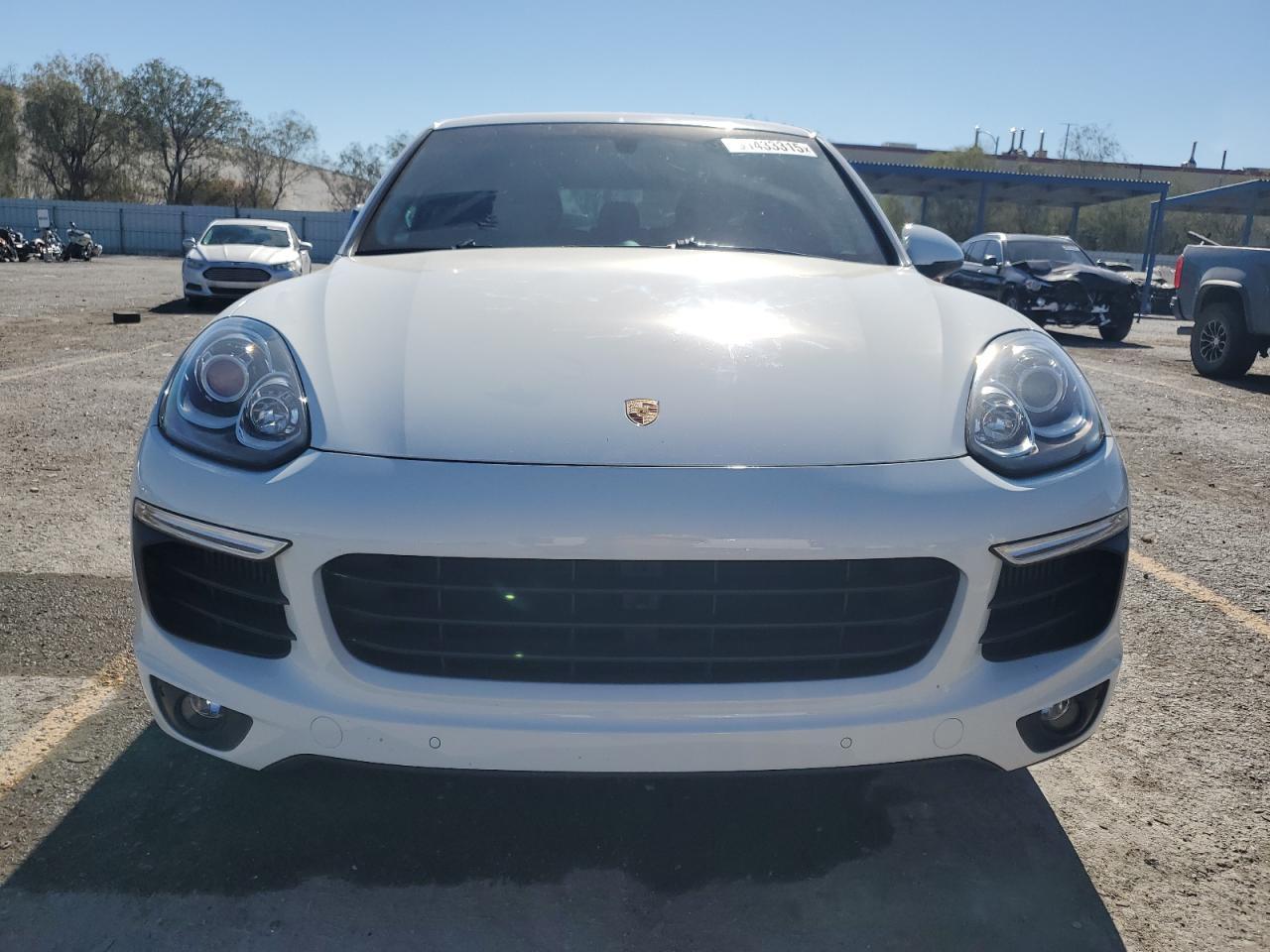 2015 PORSCHE CAYENNE