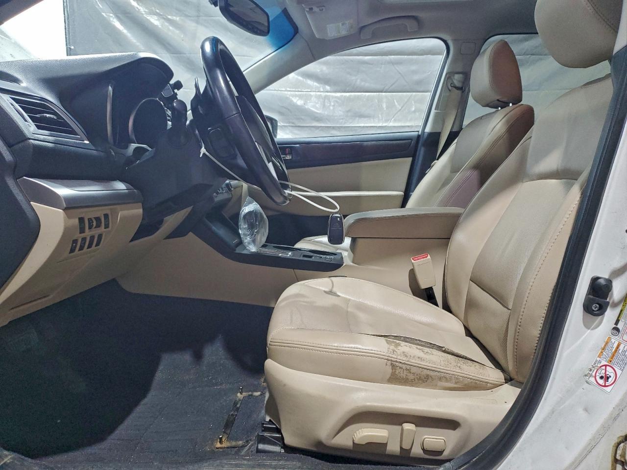 2015 SUBARU Outback