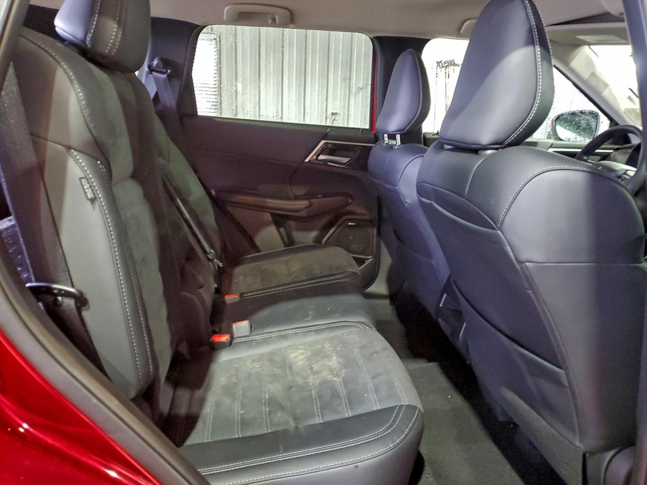 2025 MITSUBISHI outlander