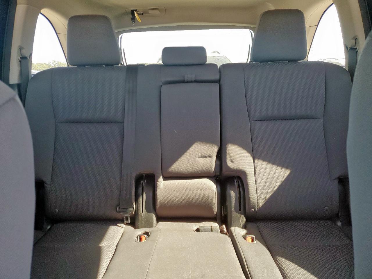 2016 TOYOTA HIGHLANDER