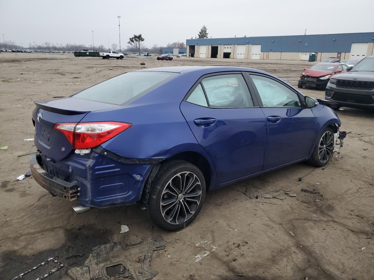 2016 TOYOTA COROLLA
