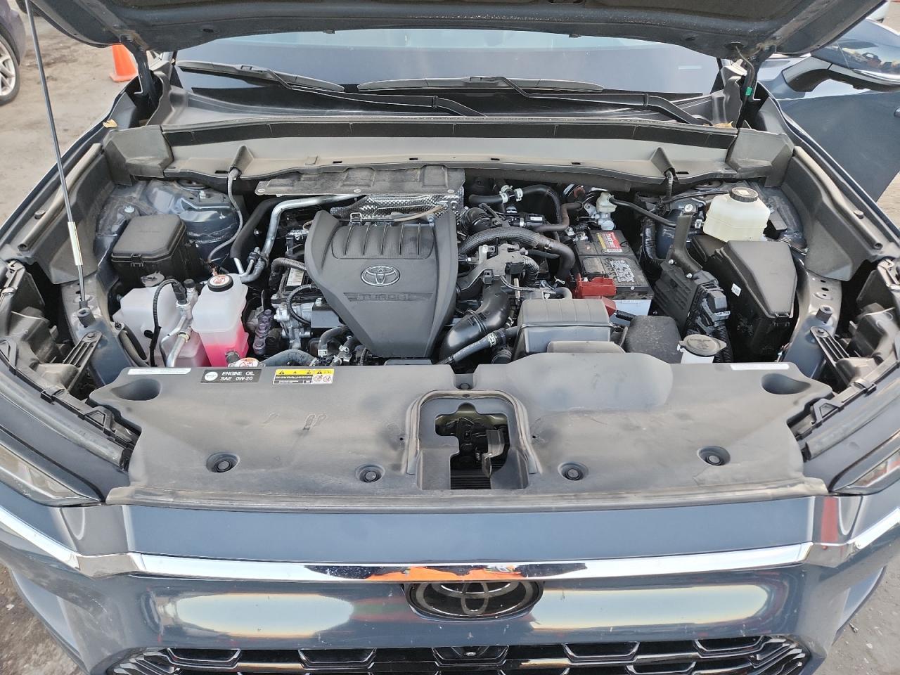 2024 TOYOTA HIGHLANDER