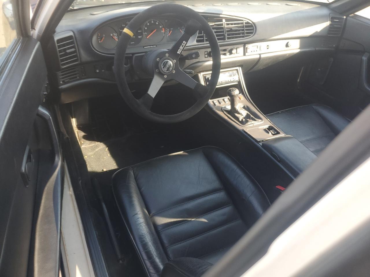 1989 PORSCHE 944