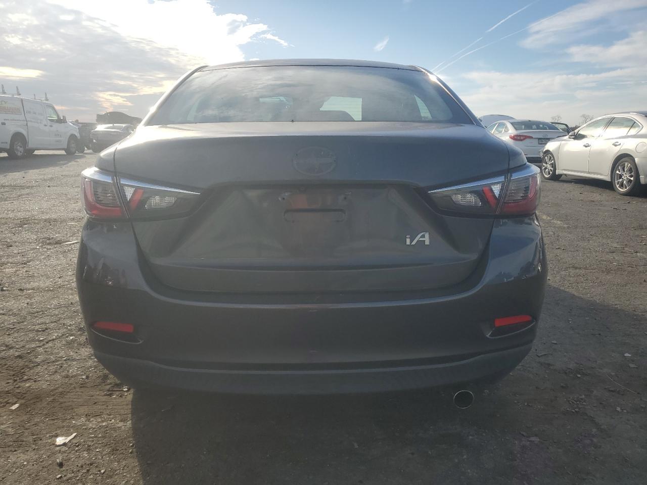 2016 TOYOTA SCION