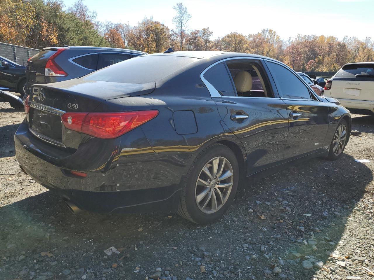 2015 INFINITI Q50