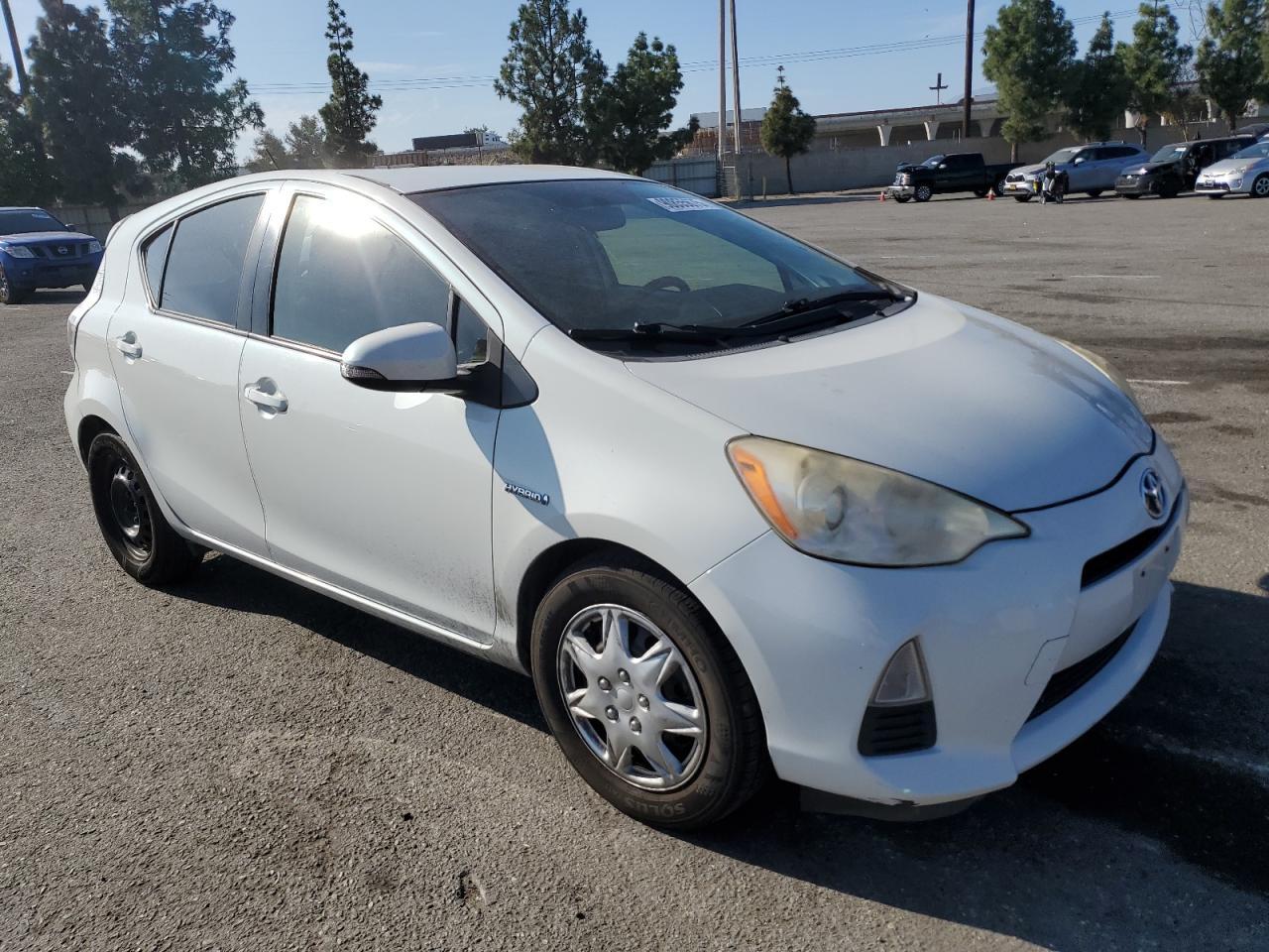 2013 TOYOTA Prius c