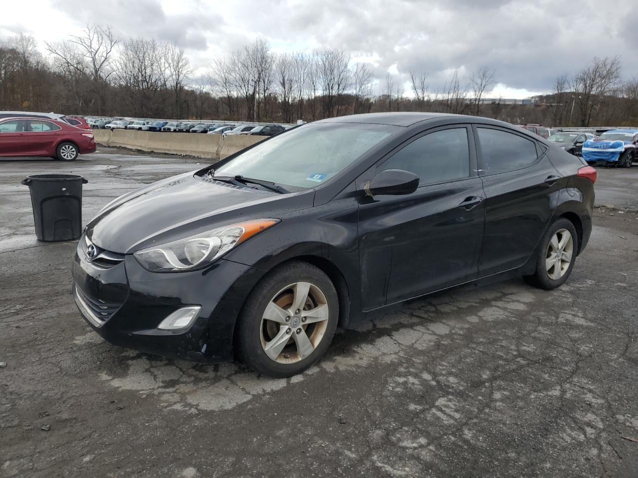 2012 HYUNDAI ELANTRA
