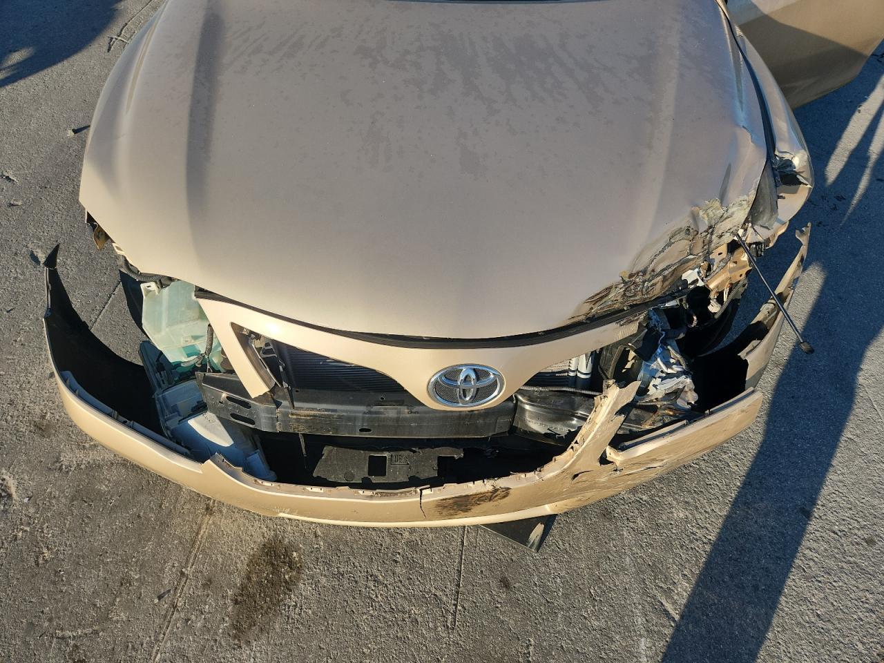 2010 TOYOTA CAMRY