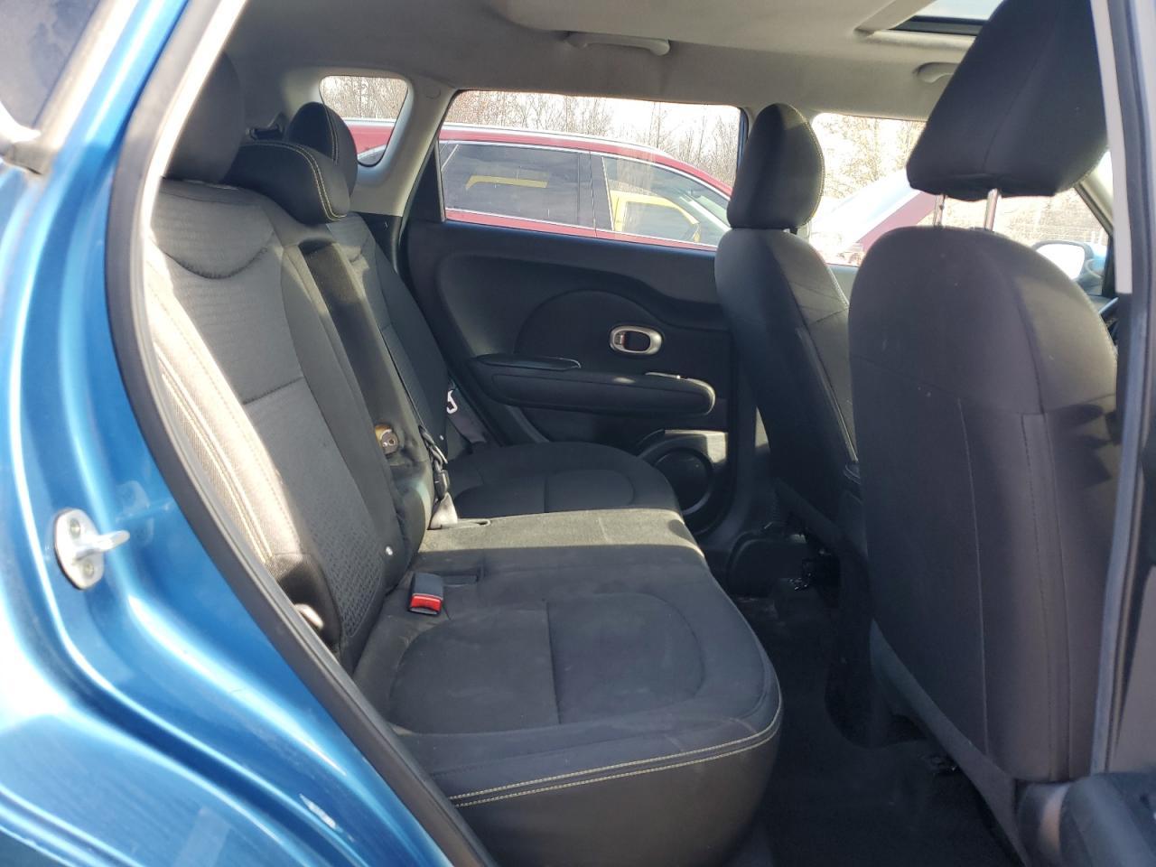 2016 KIA SOUL