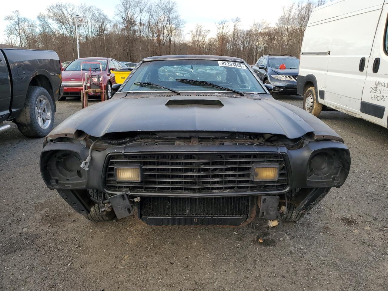 1977 FORD MUSTANG