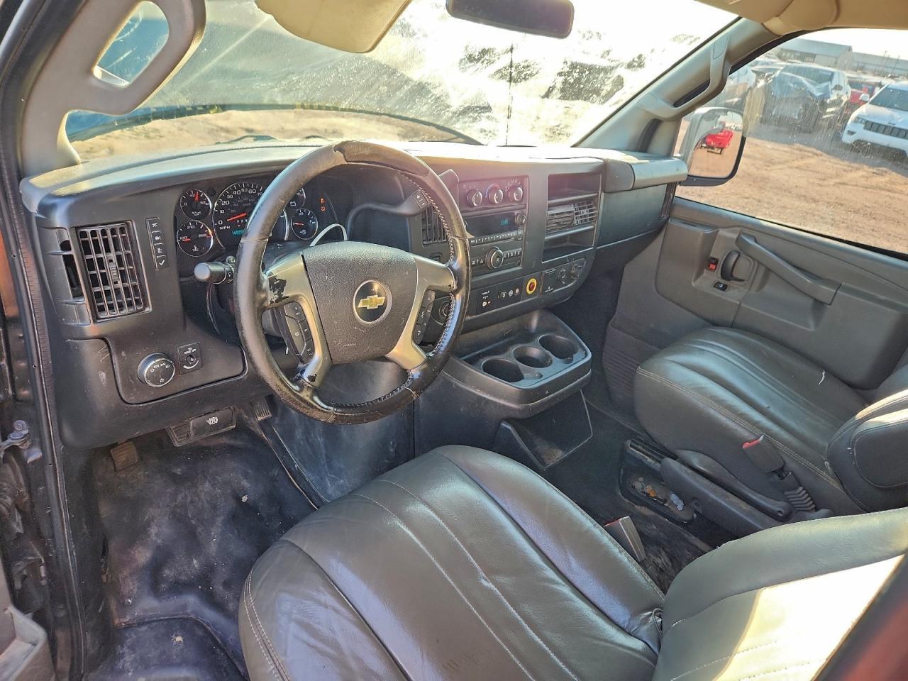 2017 CHEVROLET EXPRESS 2500