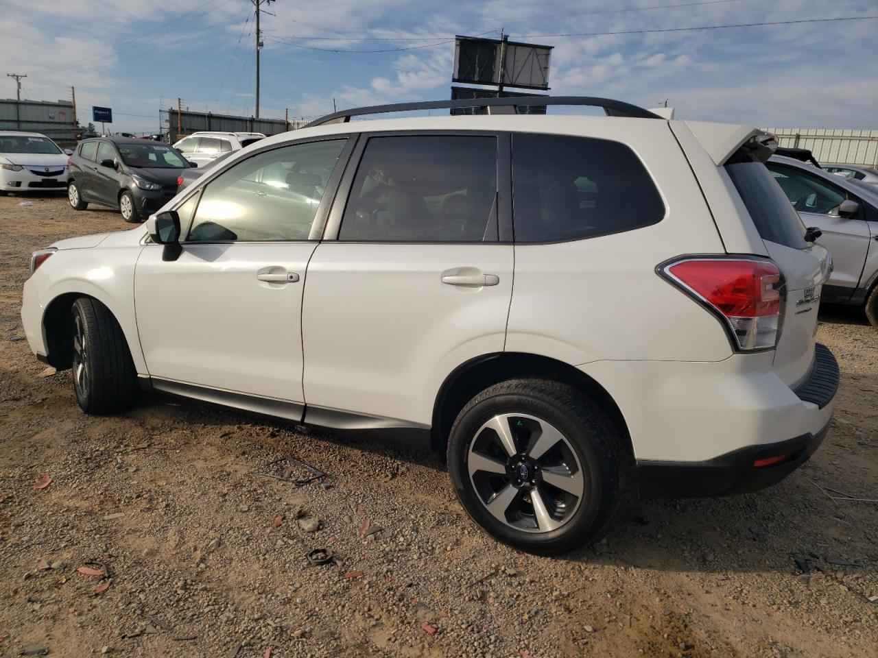2018 SUBARU FORESTER