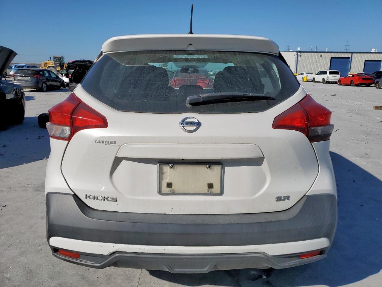 2019 NISSAN KICKS