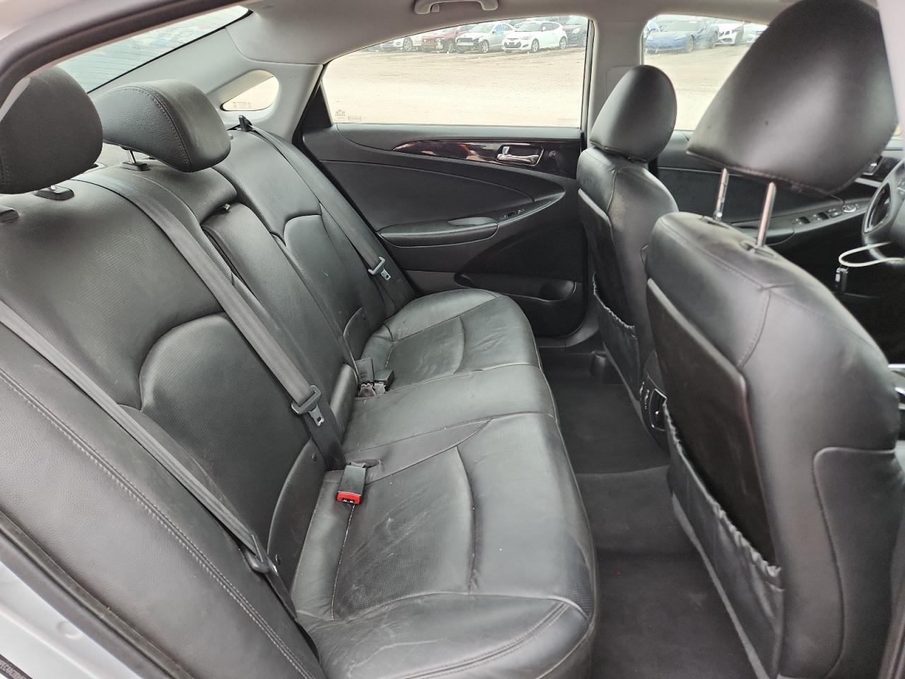 2013 HYUNDAI SONATA
