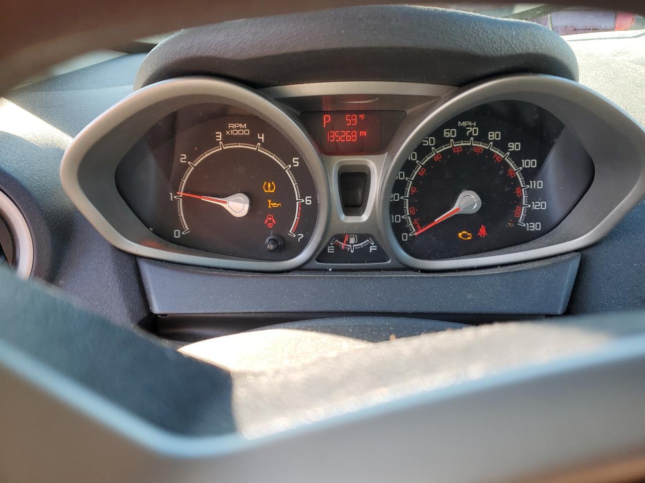 2012 FORD Fiesta
