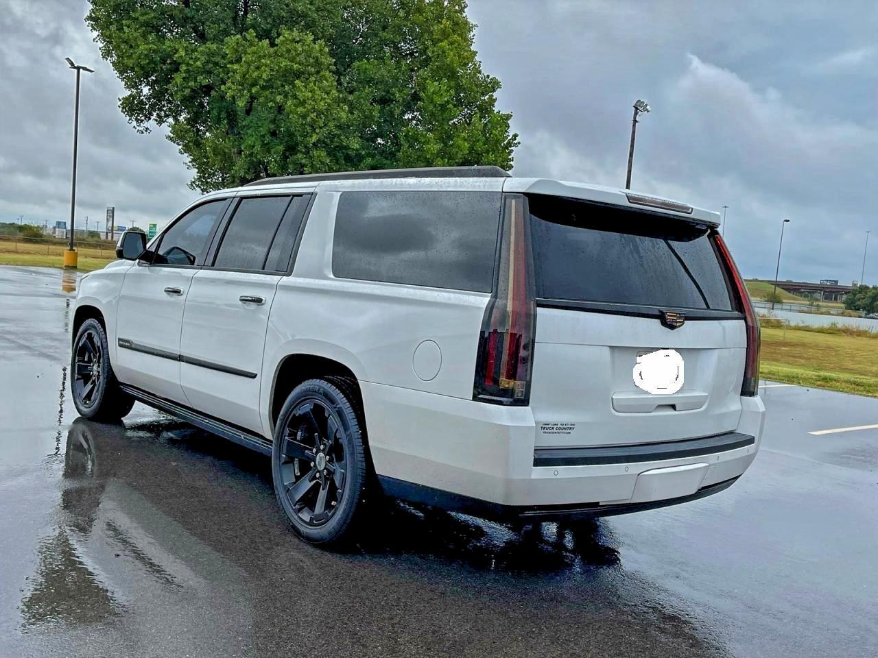 2016 CADILLAC Escalade ESV