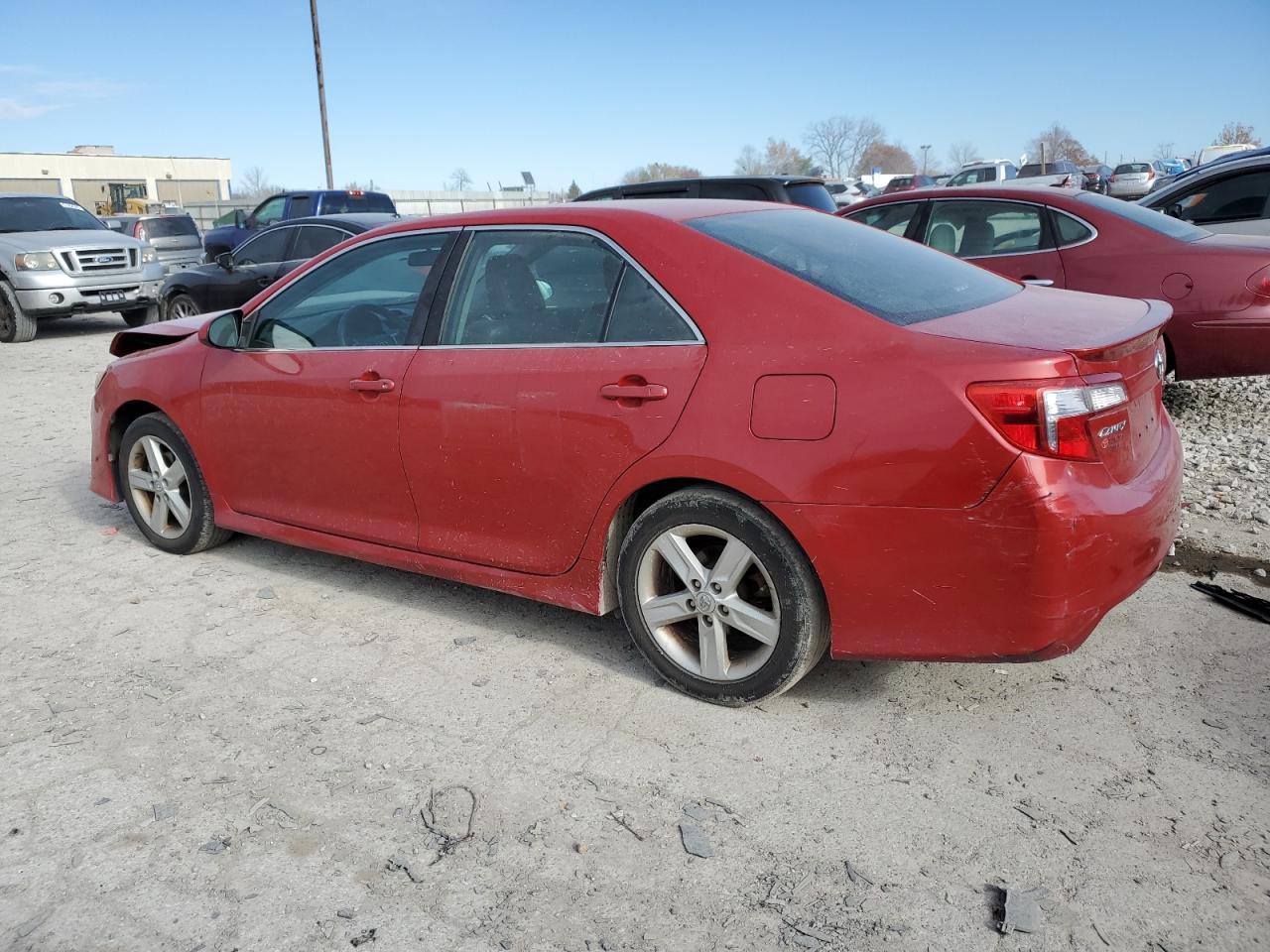 2014 TOYOTA CAMRY