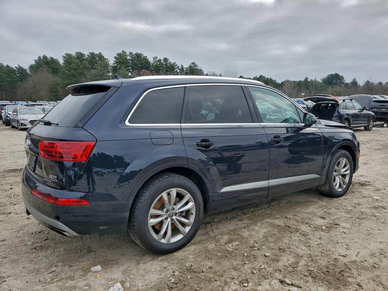 2017 AUDI Q7