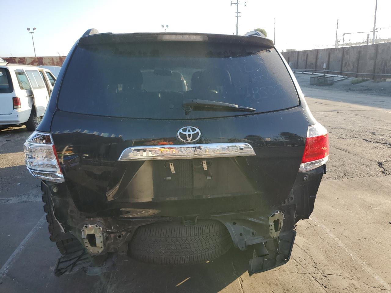 2012 TOYOTA HIGHLANDER