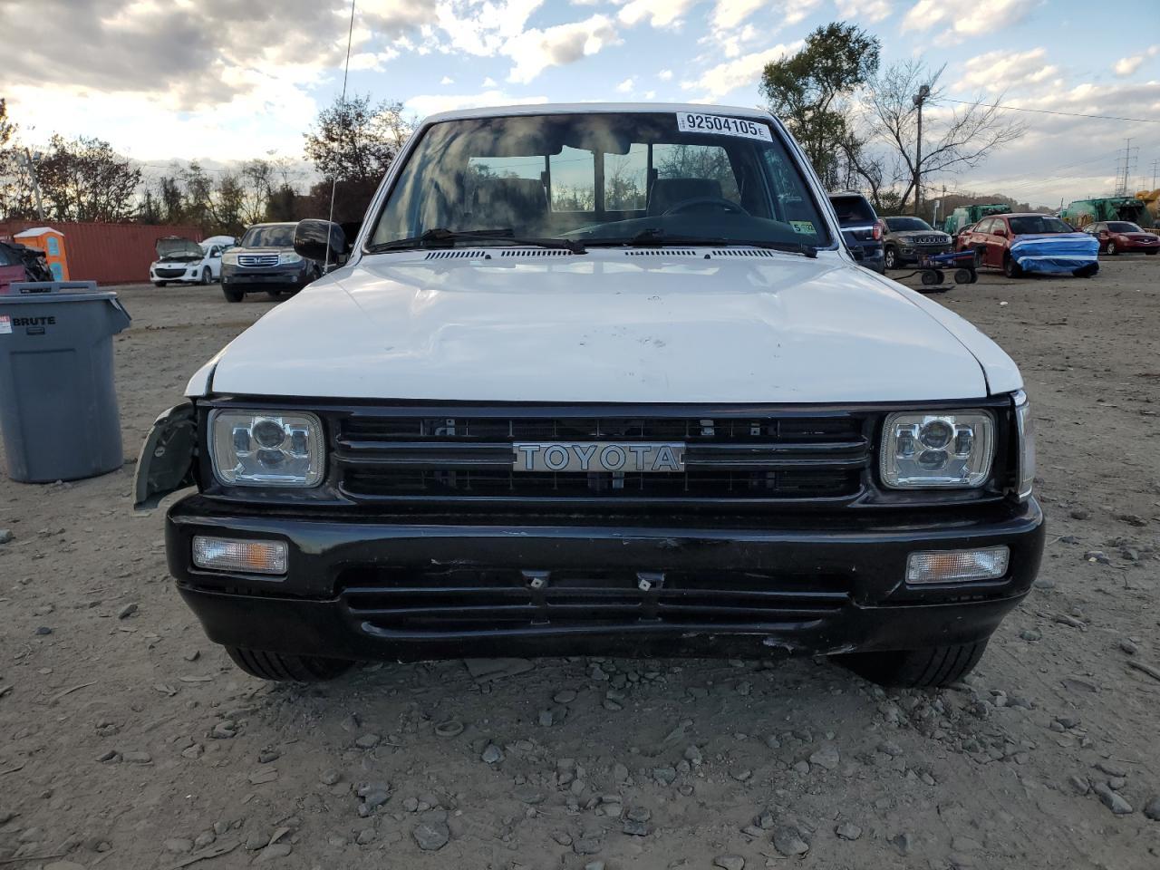 1989 TOYOTA Pickup