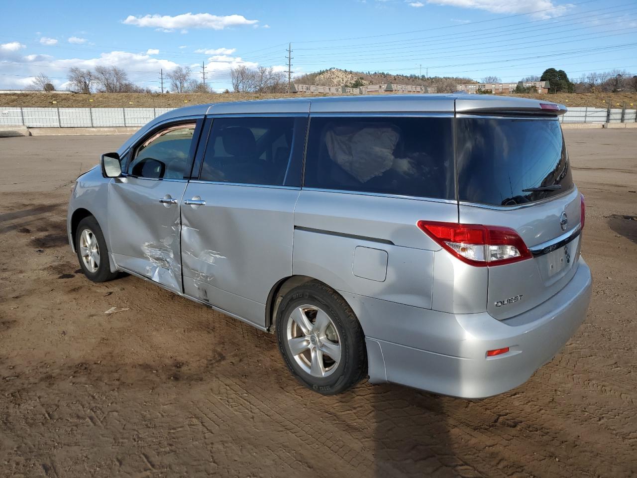 2013 NISSAN Quest