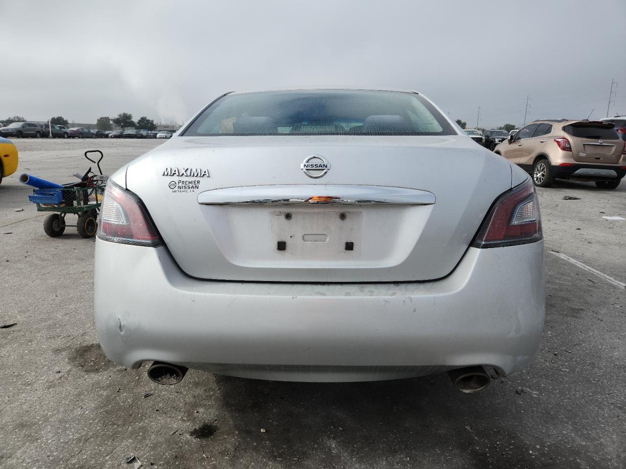 2012 NISSAN Maxima