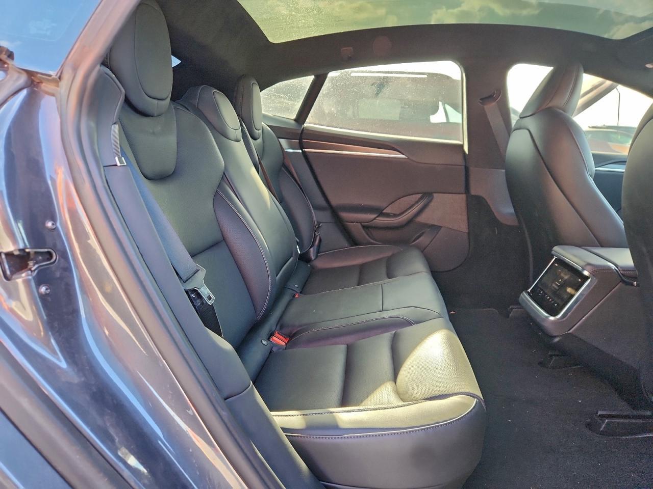2021 TESLA MODEL S